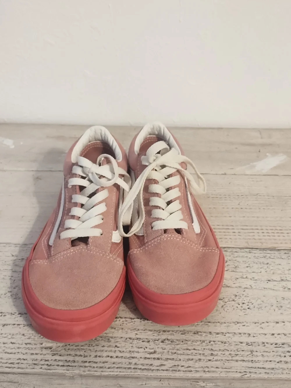 VANS Kids Old Skool Glossy Sidewall Trainers  Pink Size 3 usa/ 2.5 UK
